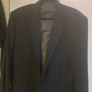 Haggar sports coat 46l black pin stripes